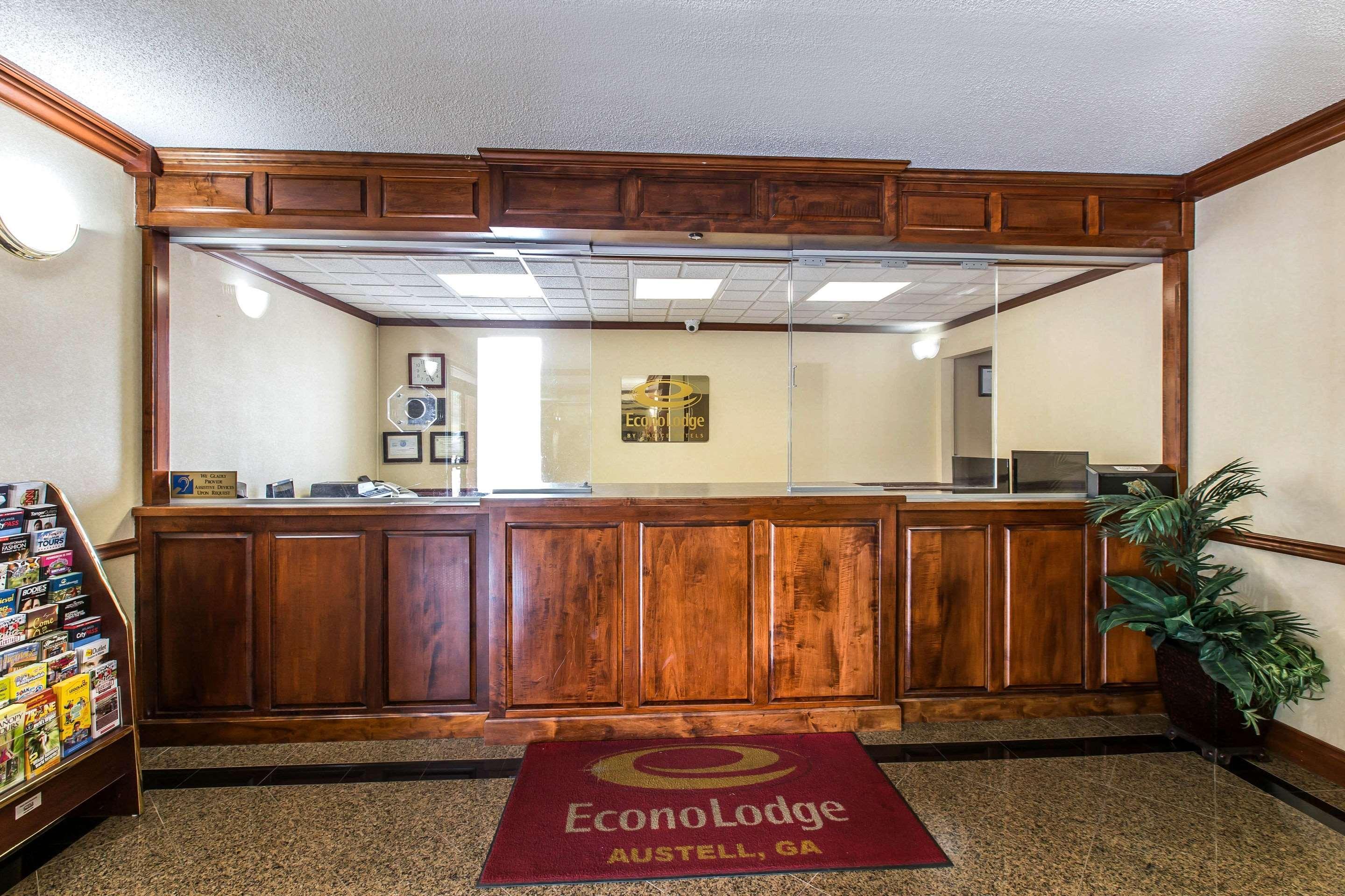 Econo Lodge At Six Flags Austell Bagian luar foto